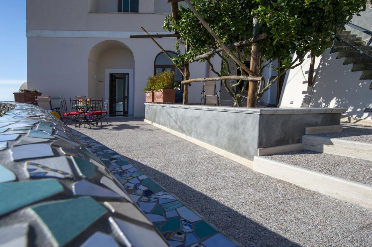 Appartement Domus Caterina à Furore Extérieur photo