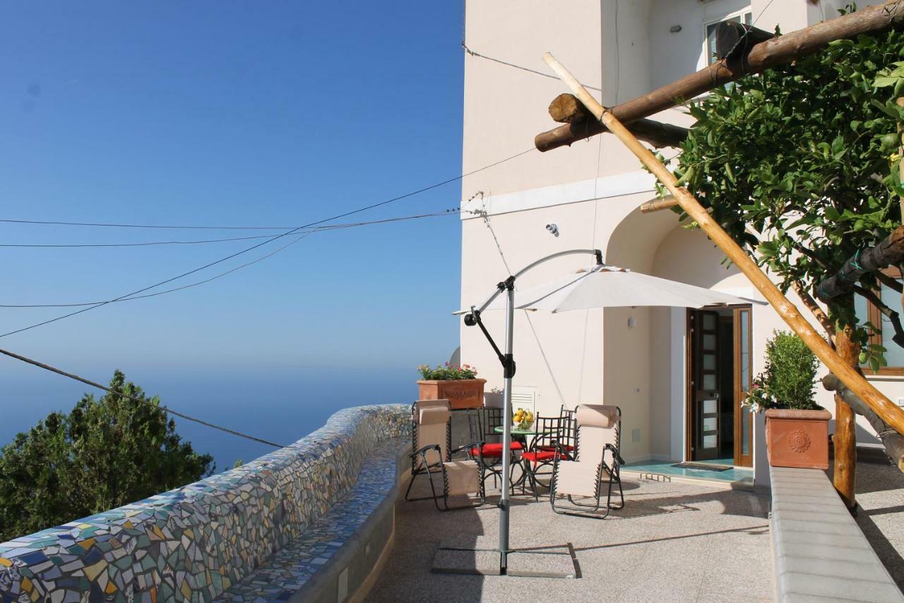 Appartement Domus Caterina à Furore Extérieur photo